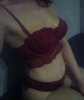 Утонченная блондинка с огненным характером приглашает в гости для интимного отдыха. Мои нежные губки и страстный взгляд погрузят тебя в мир наслаждения. Ты это заслуживаешь! 10835, 33 года